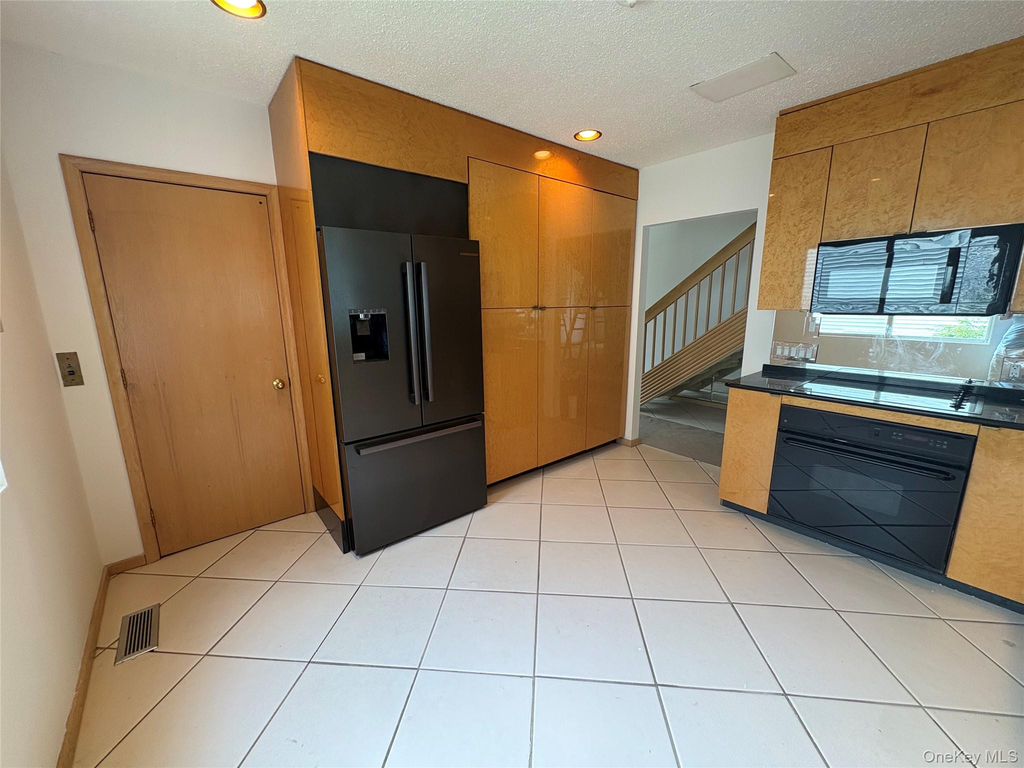 Photo 5 of this property
