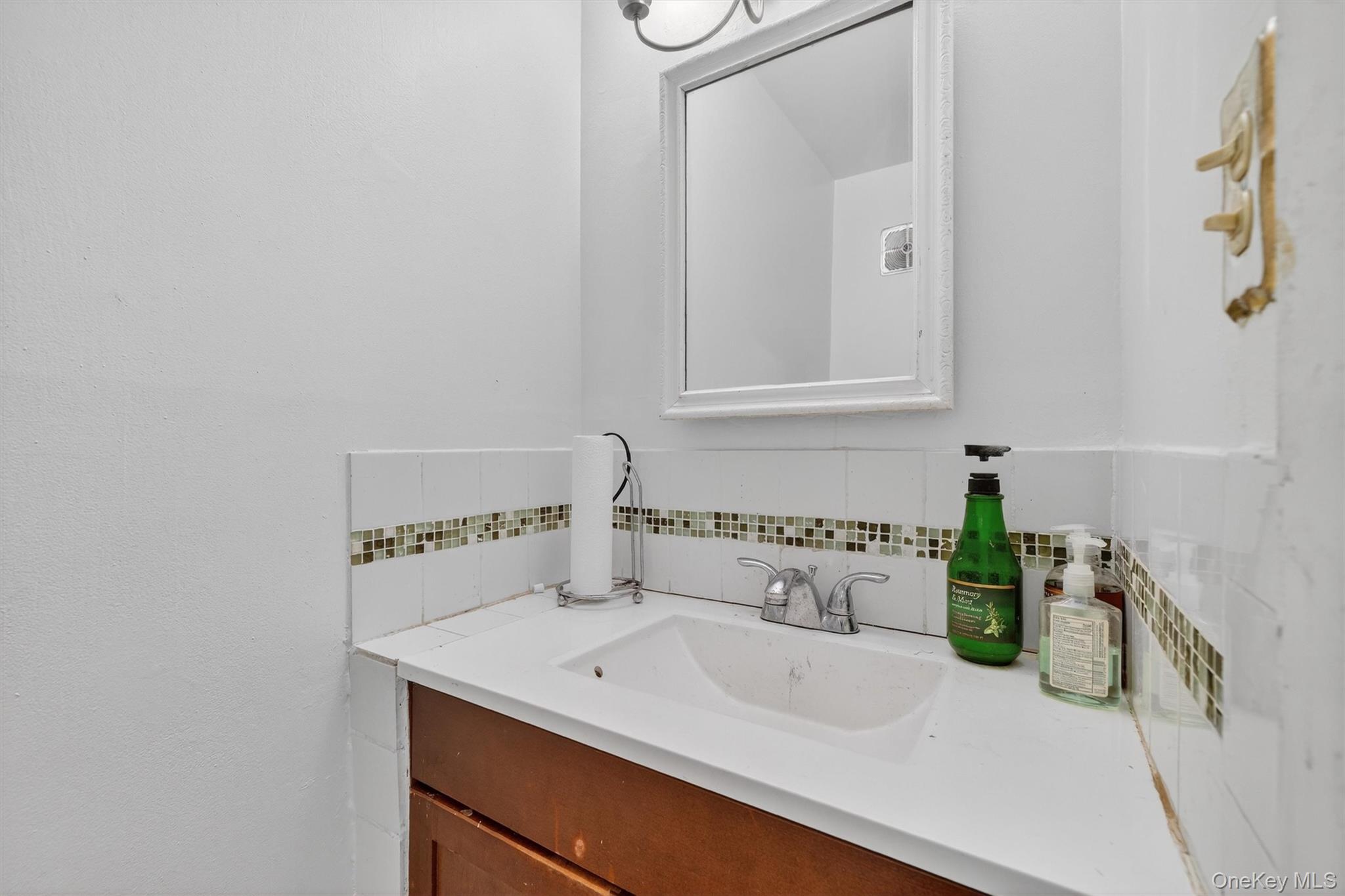 Photo 6 of this property