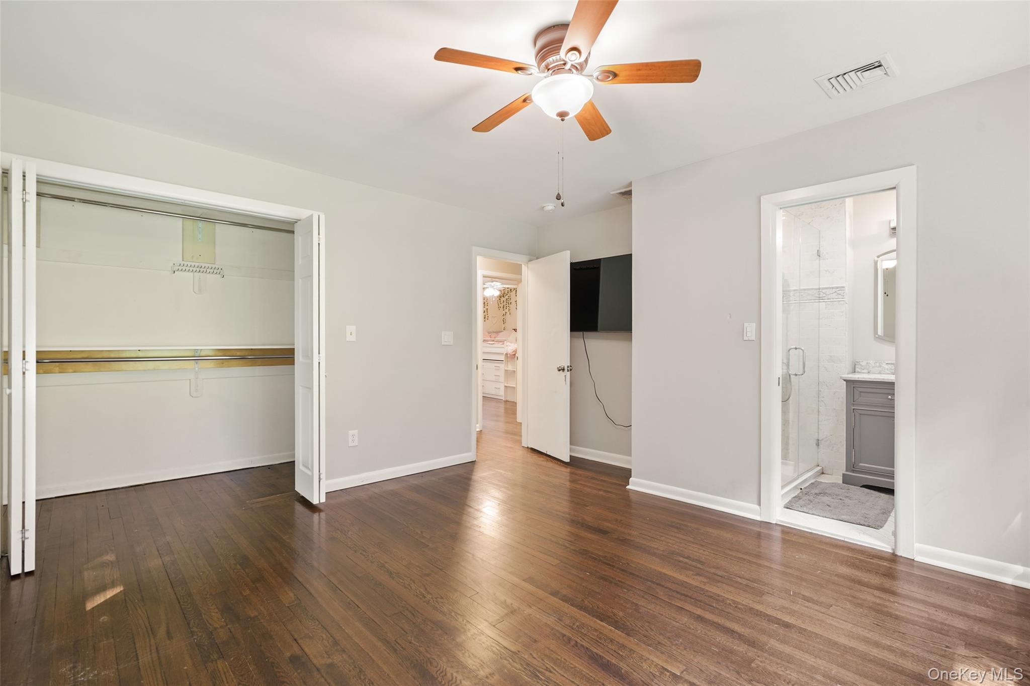 Photo 8 of this property