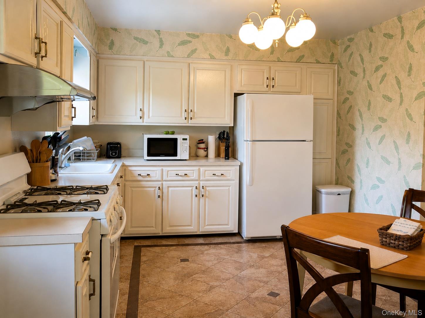 Photo 5 of this property