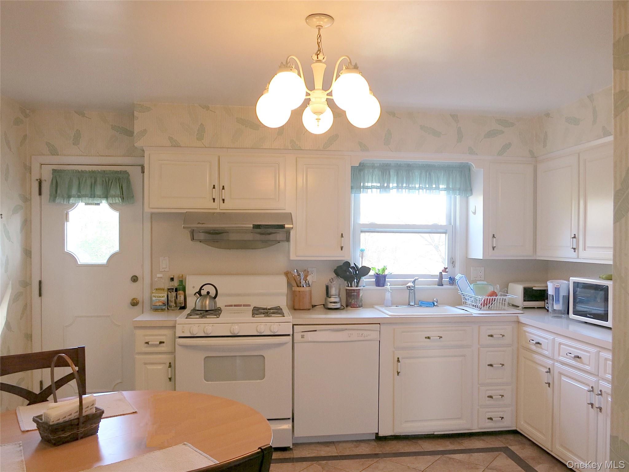 Photo 5 of this property