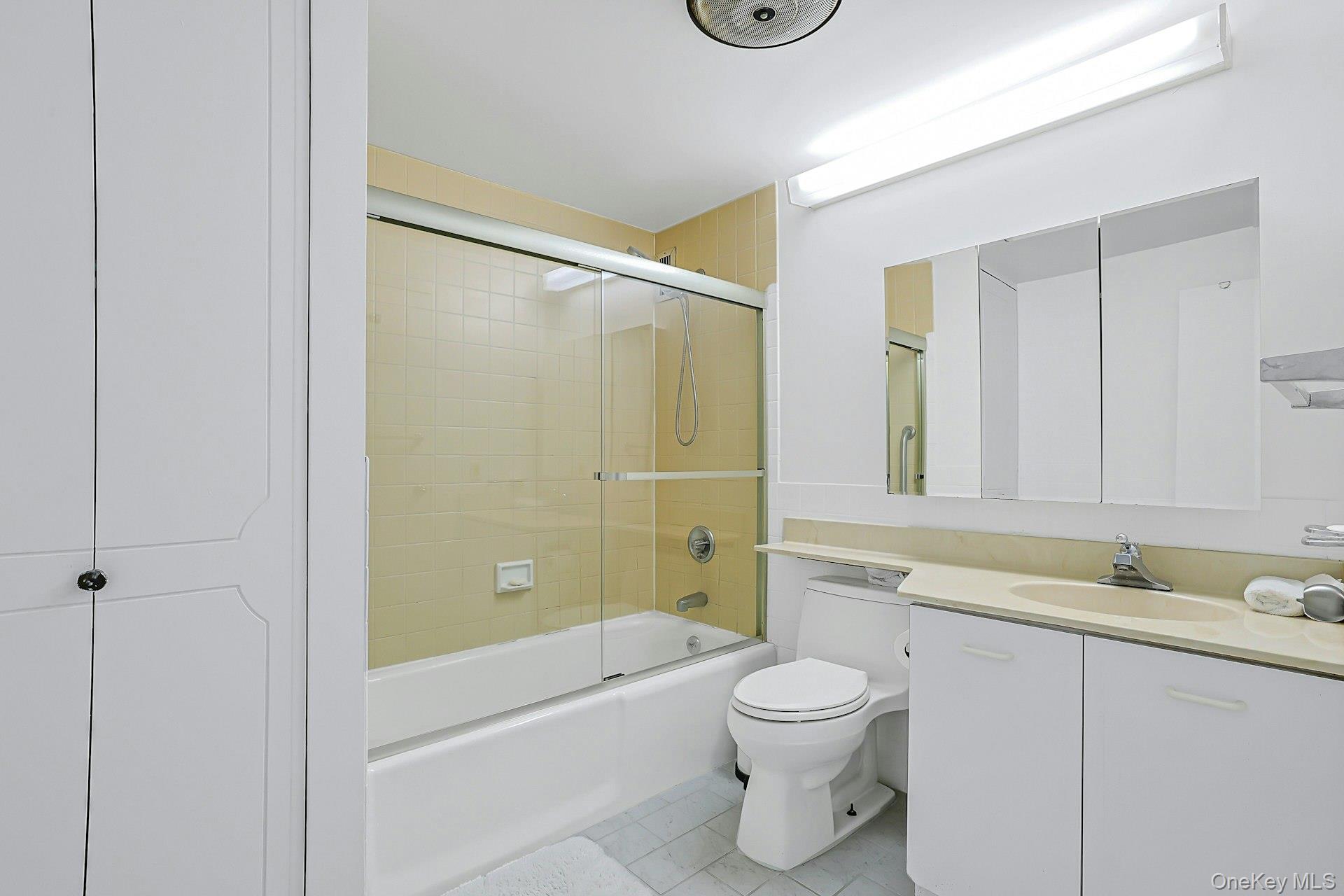 Photo 9 of this property