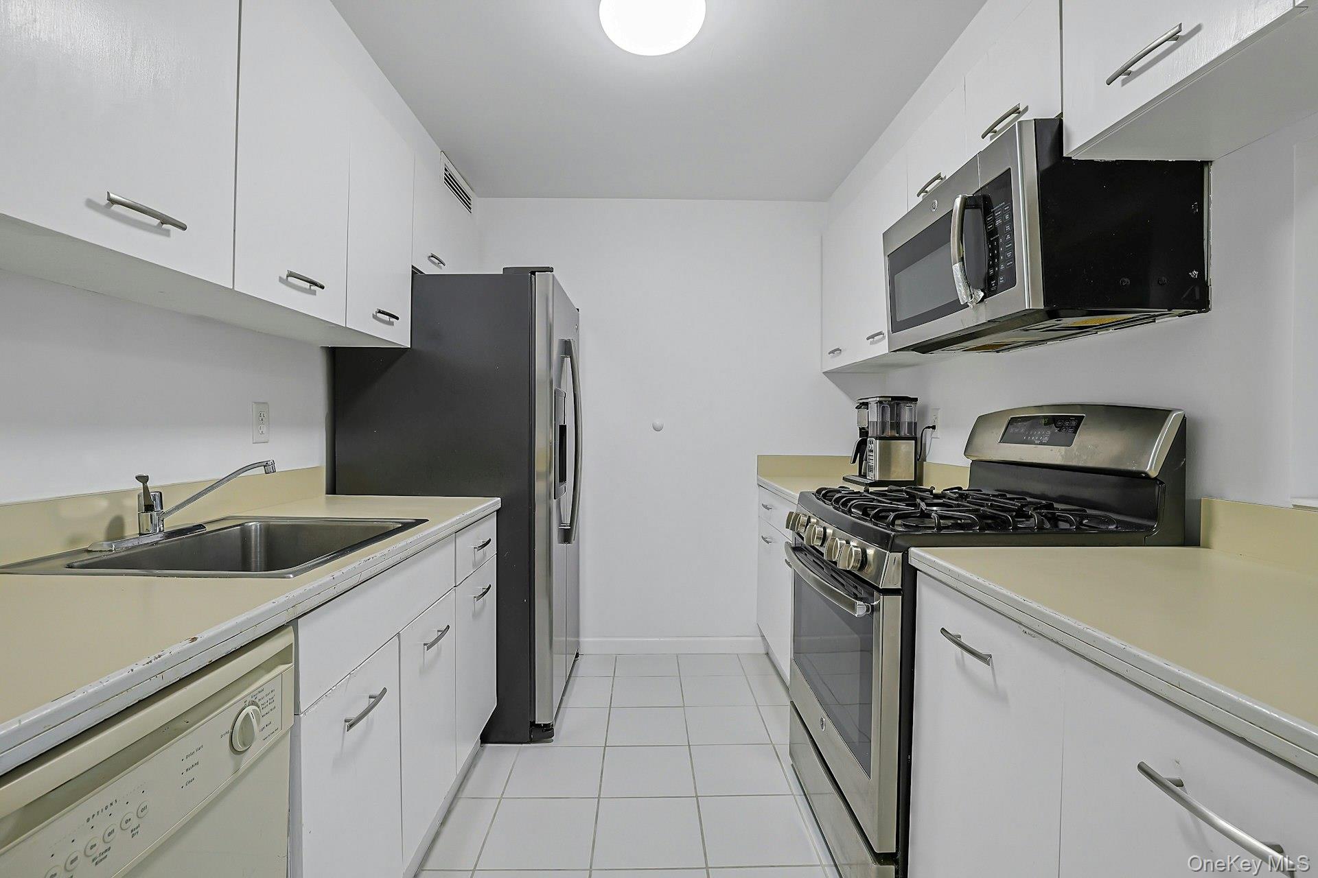Photo 7 of this property