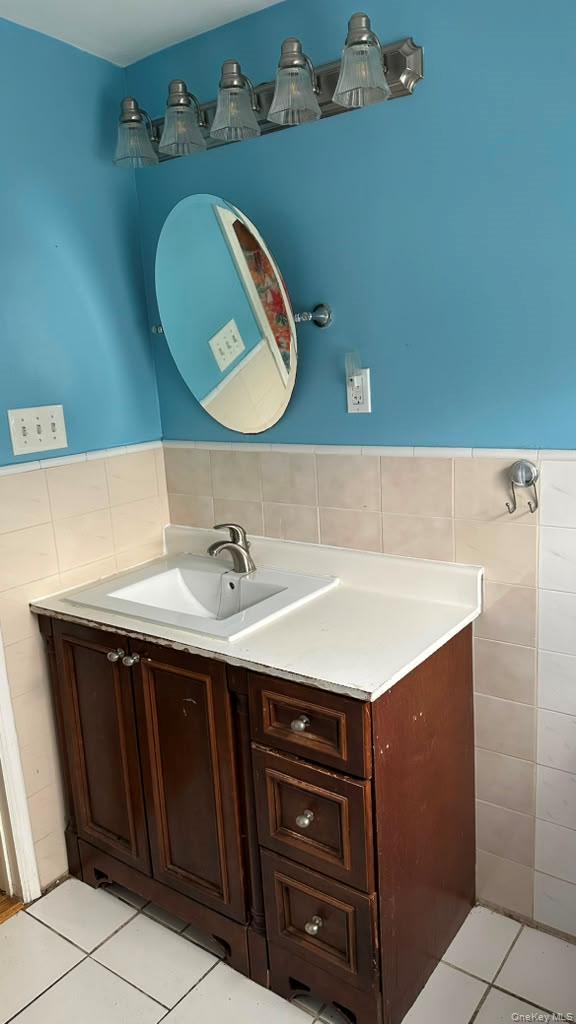 Photo 8 of this property