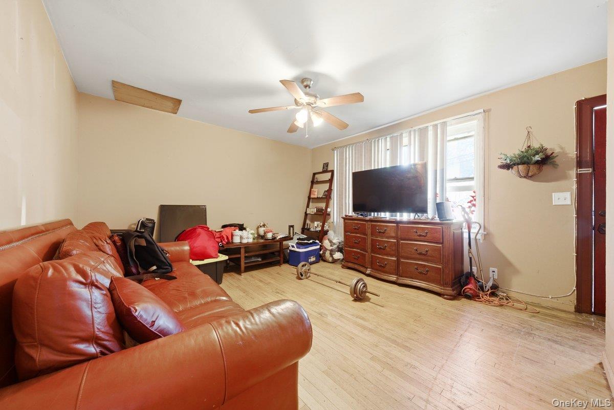Photo 5 of this property