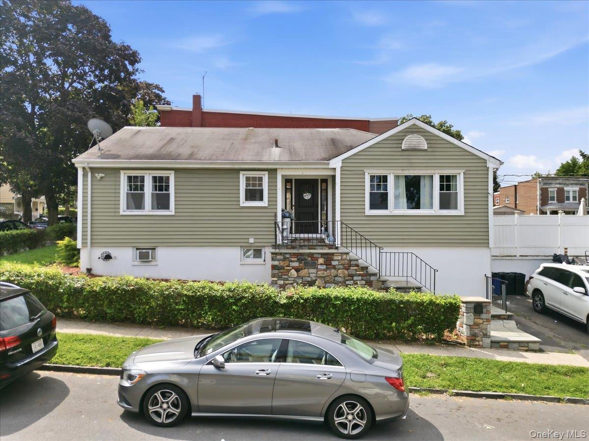Photo 5 of this property