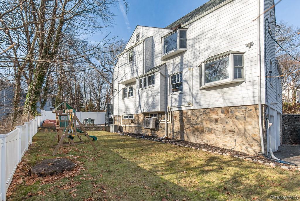 Photo 32 of this property