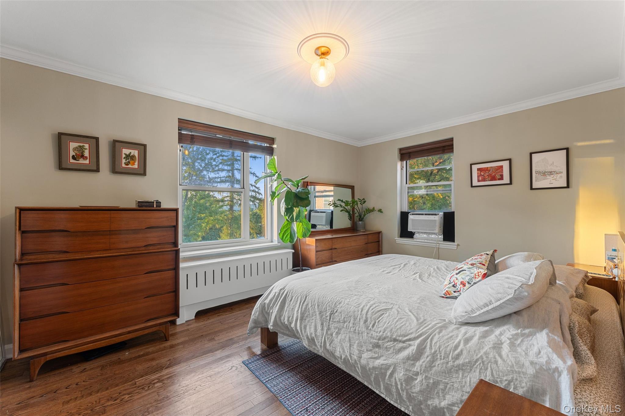 Photo 4 of this property