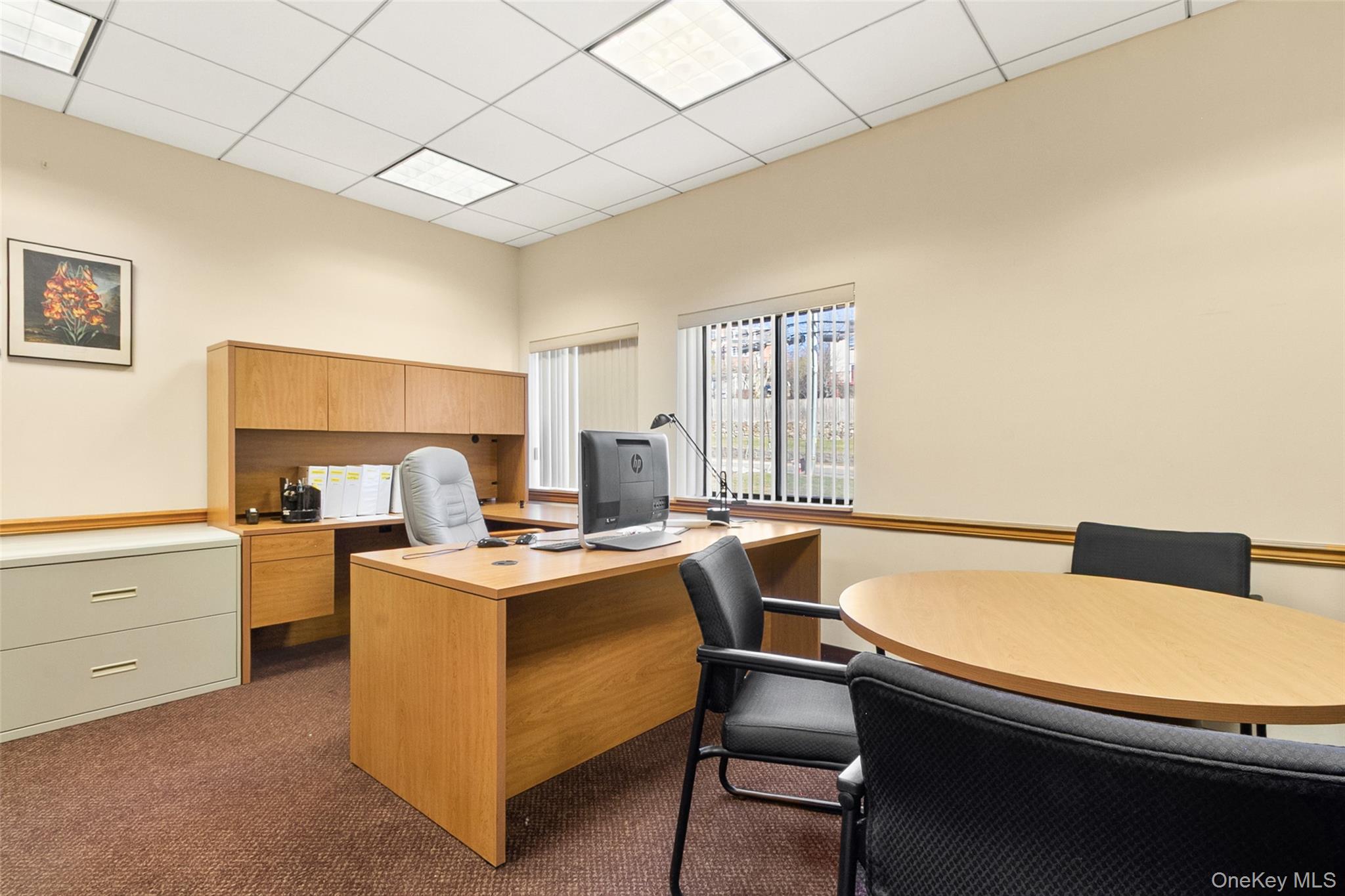 Flexible commercial office space for lease. Multiple office combinatio...