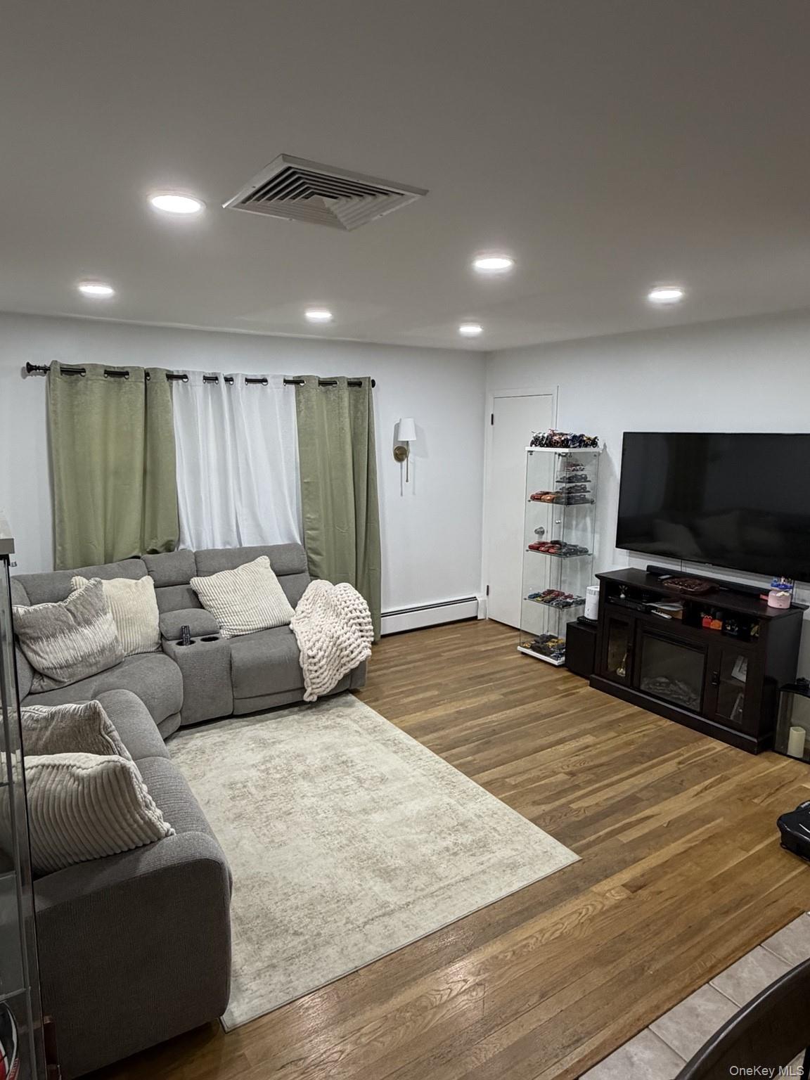 Photo 7 of this property