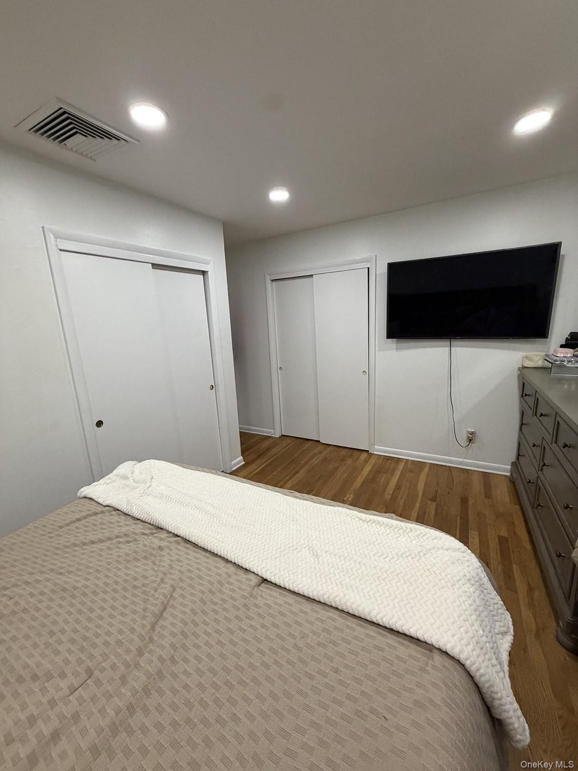 Photo 4 of this property