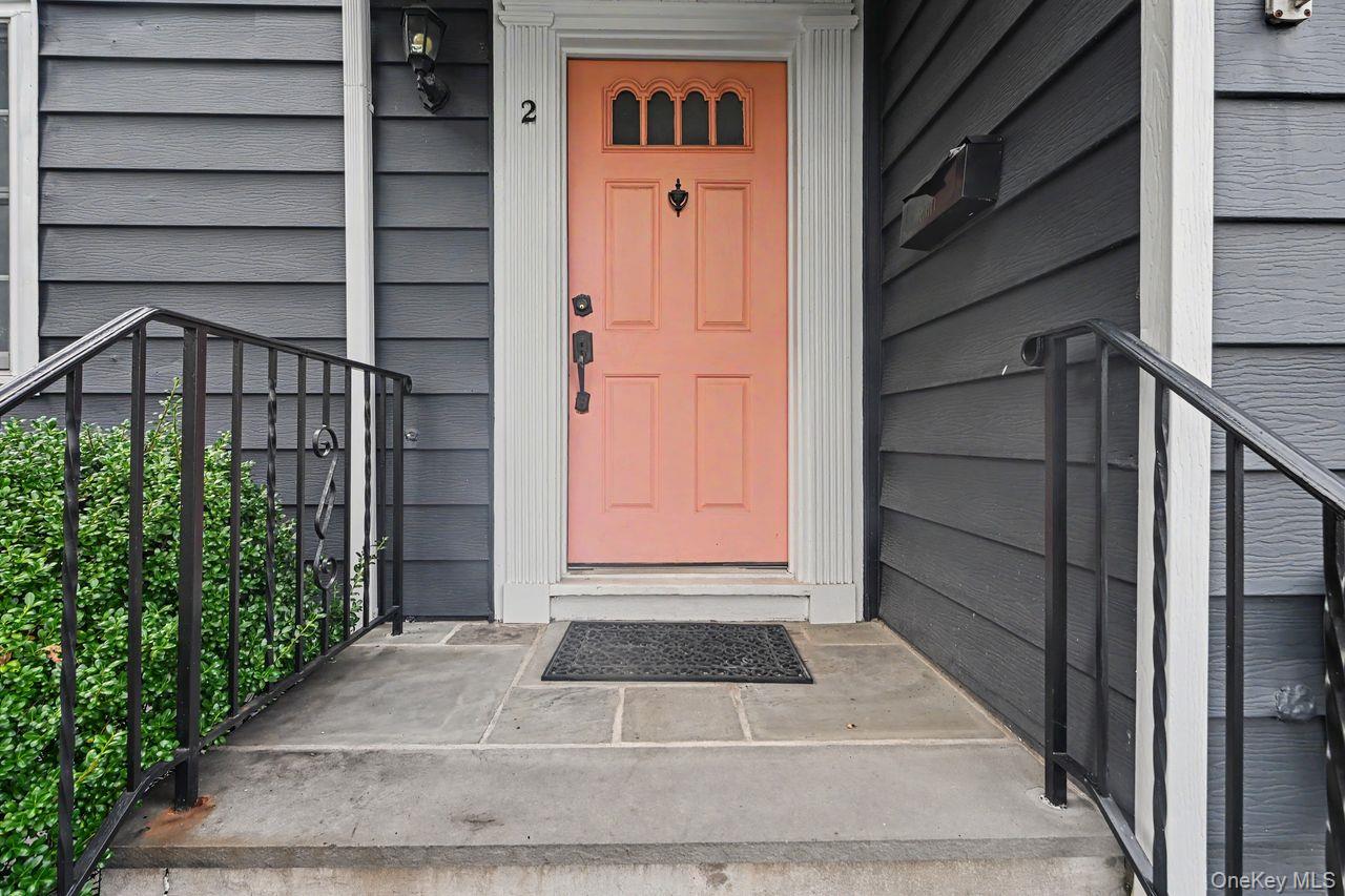 Photo 4 of this property