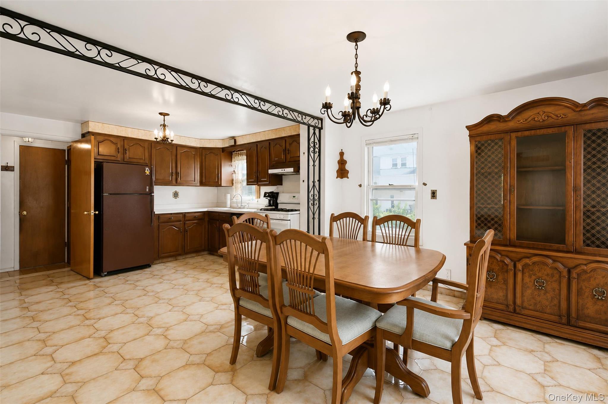 Photo 7 of this property