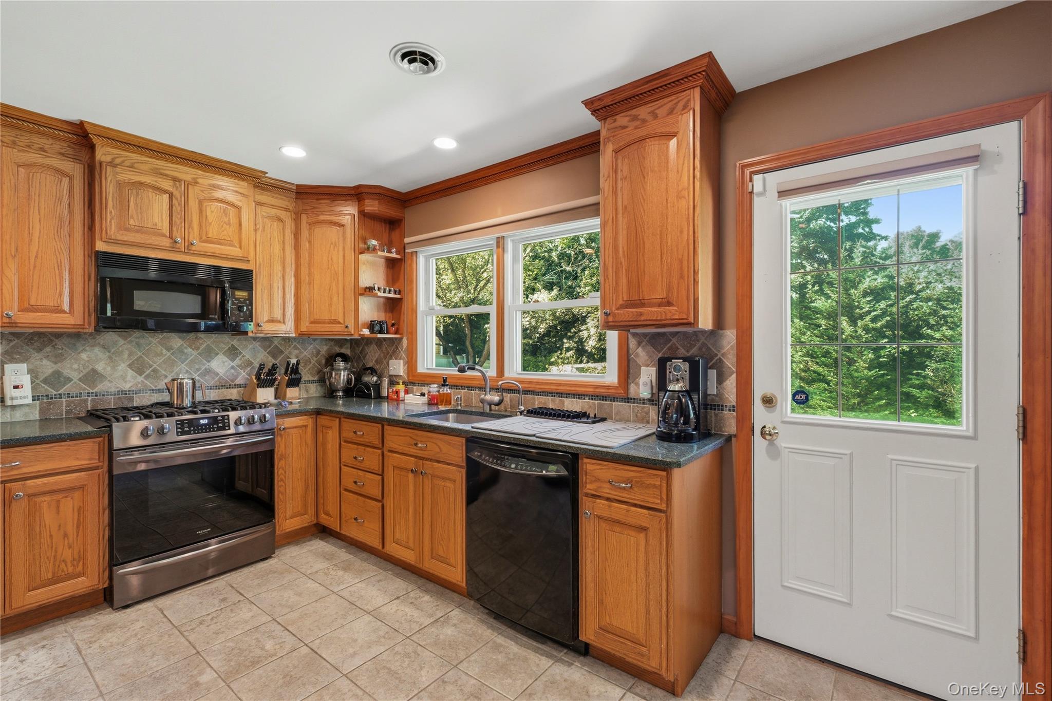Photo 7 of this property