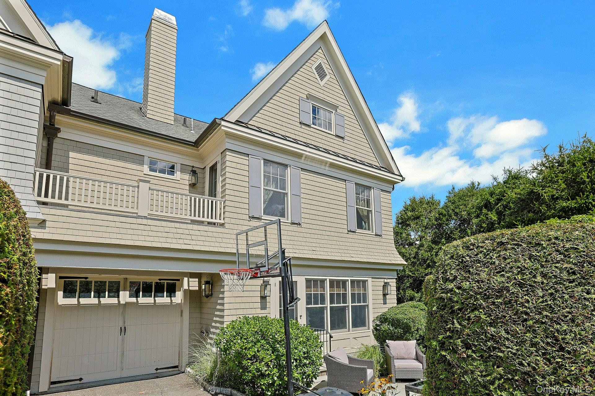 Photo 9 of this property