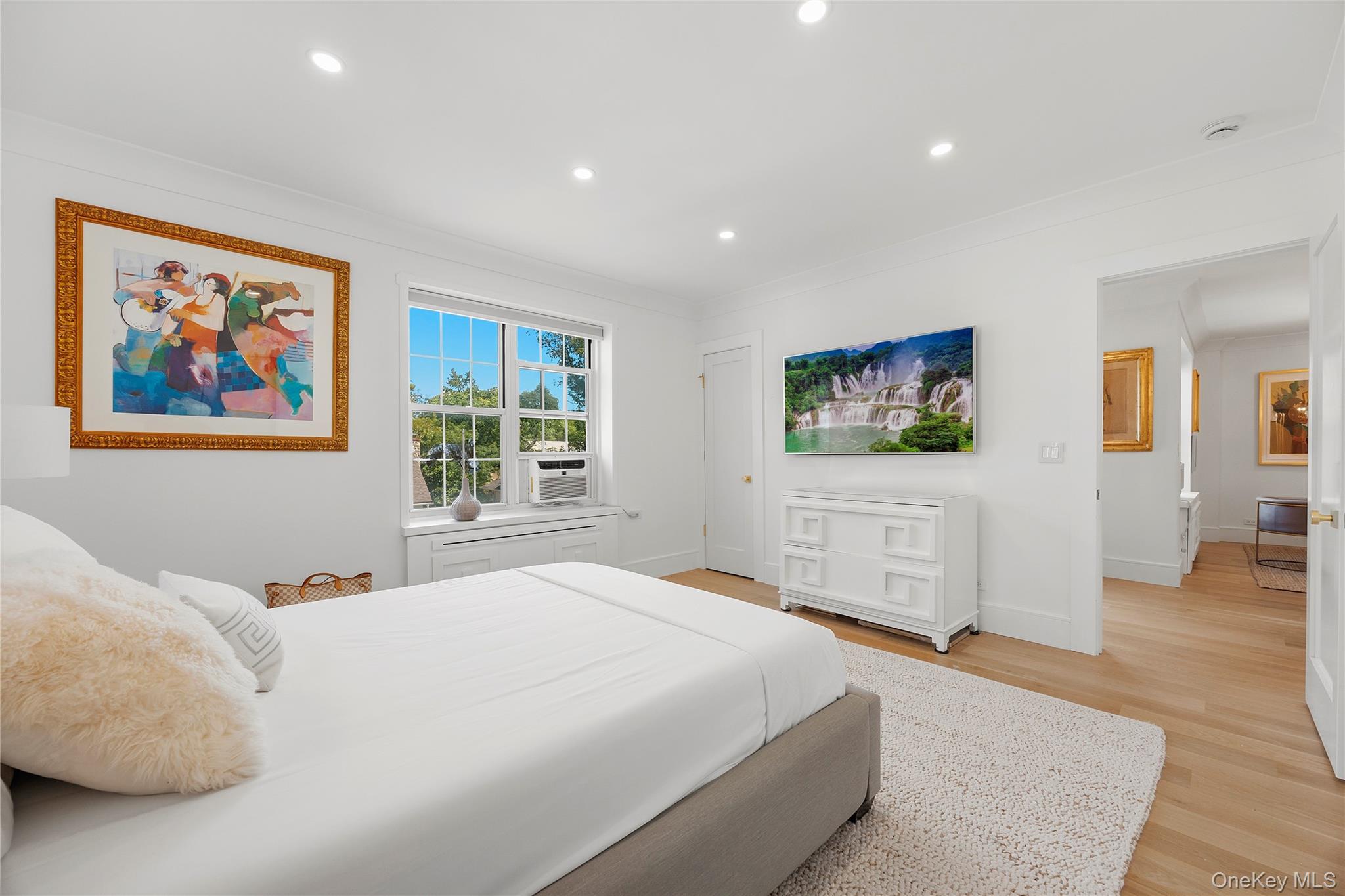 Photo 14 of this property
