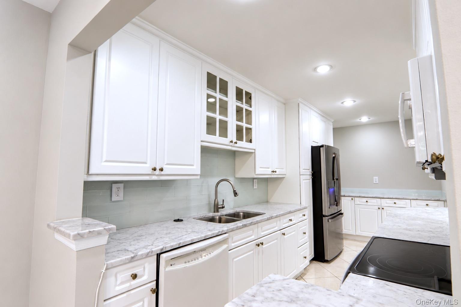 Photo 4 of this property