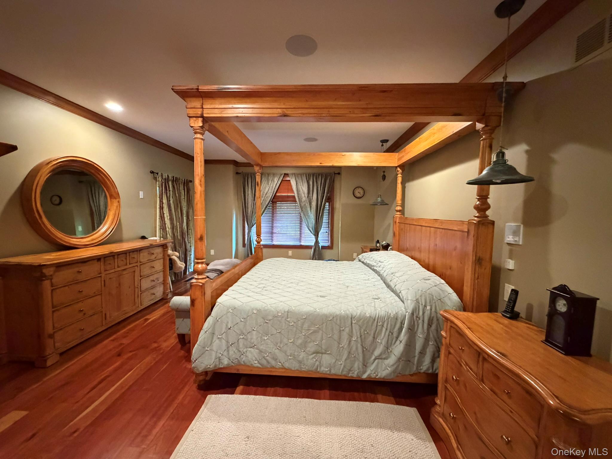 Photo 11 of this property