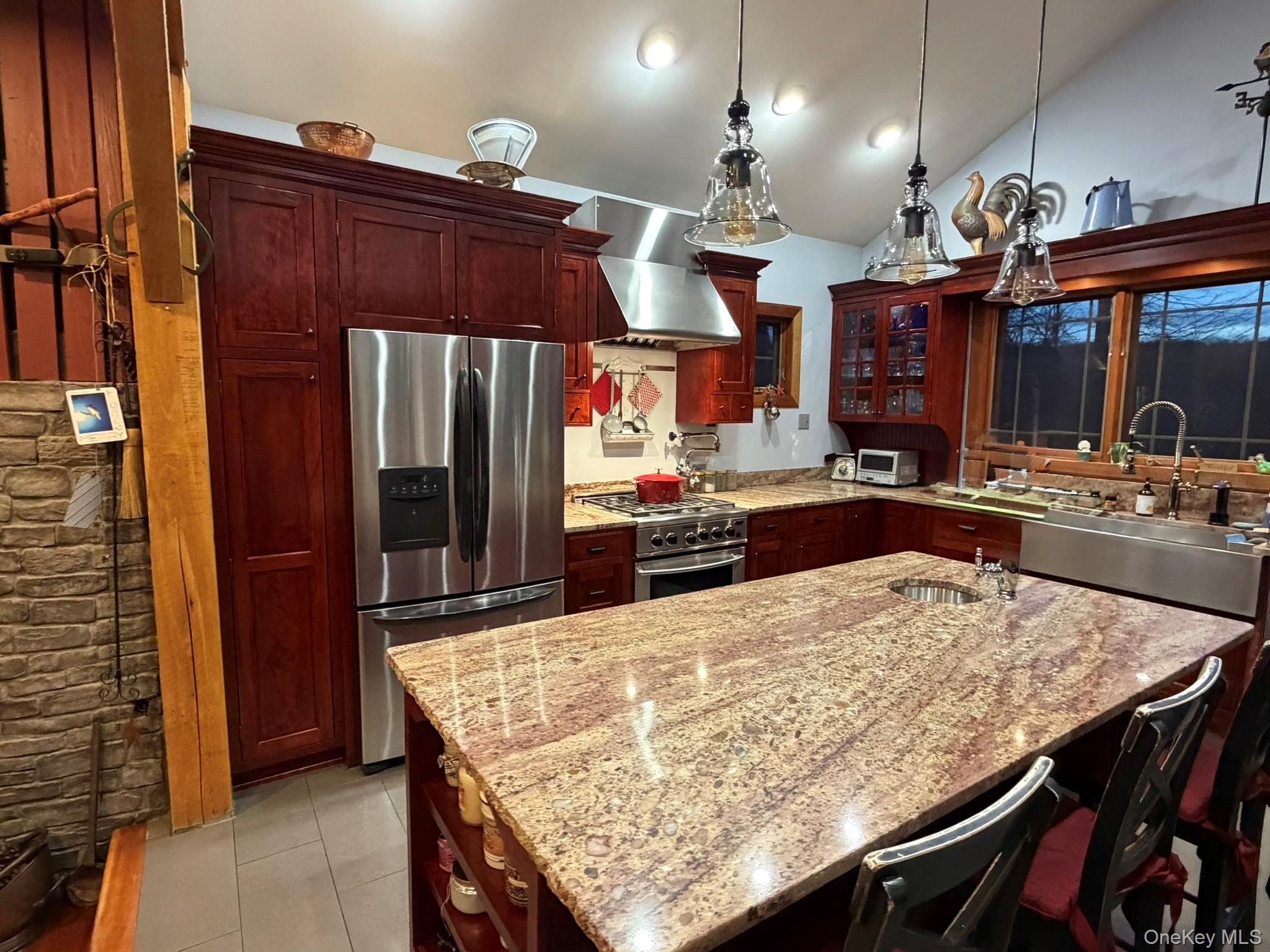 Photo 3 of this property
