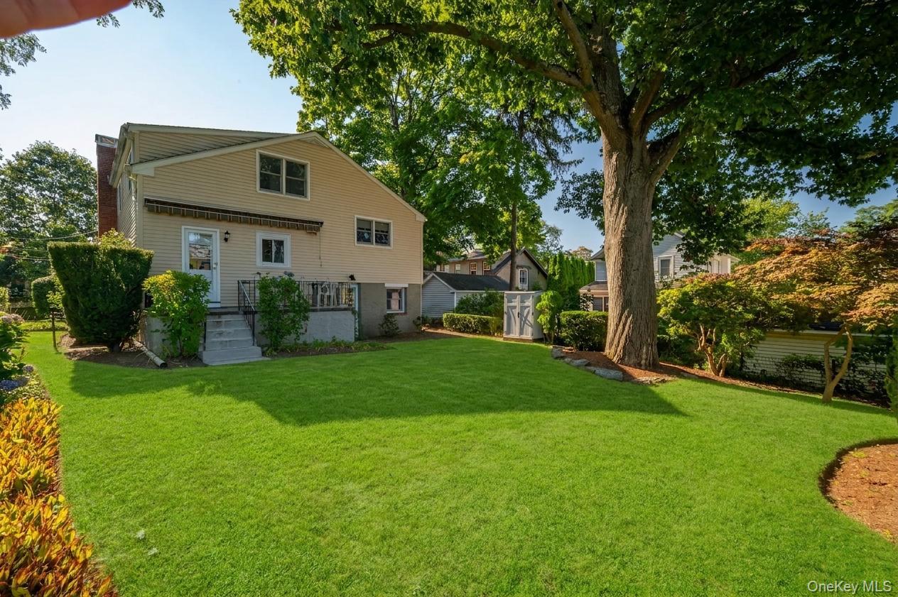 Photo 4 of this property