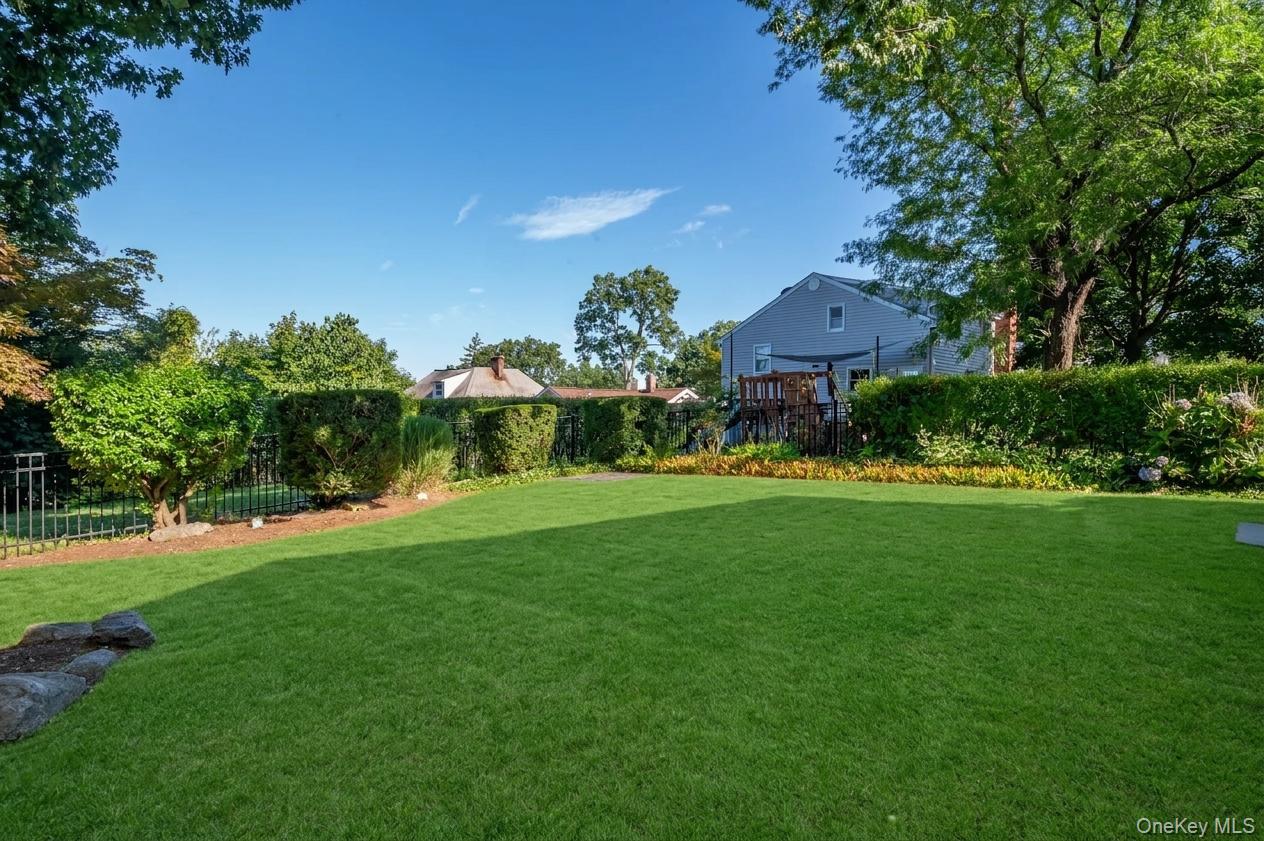 Photo 3 of this property