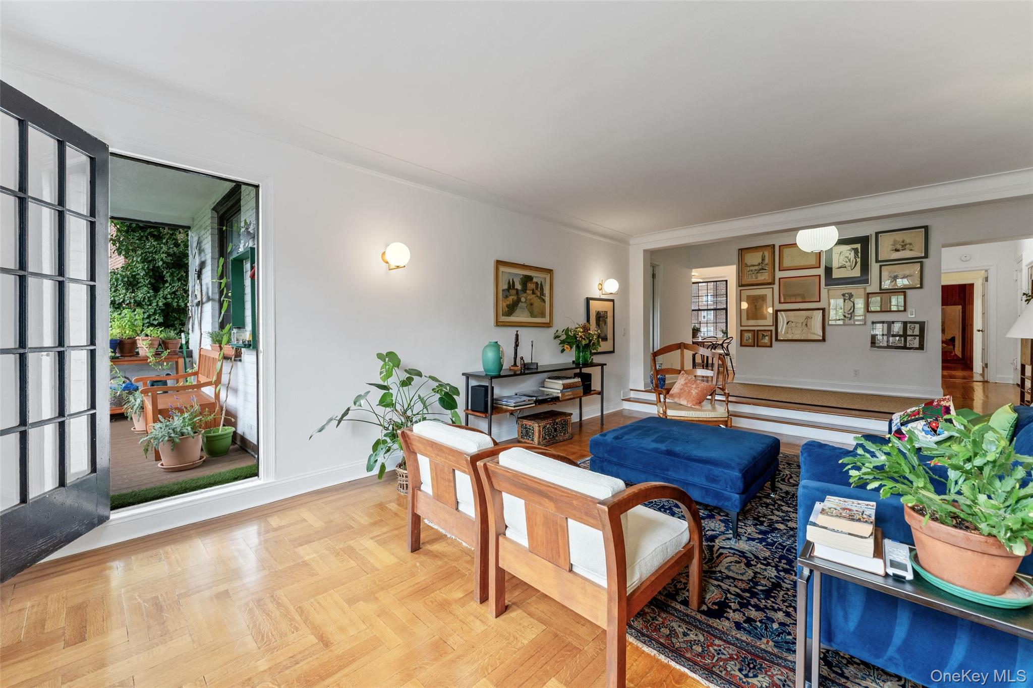 Photo 4 of this property