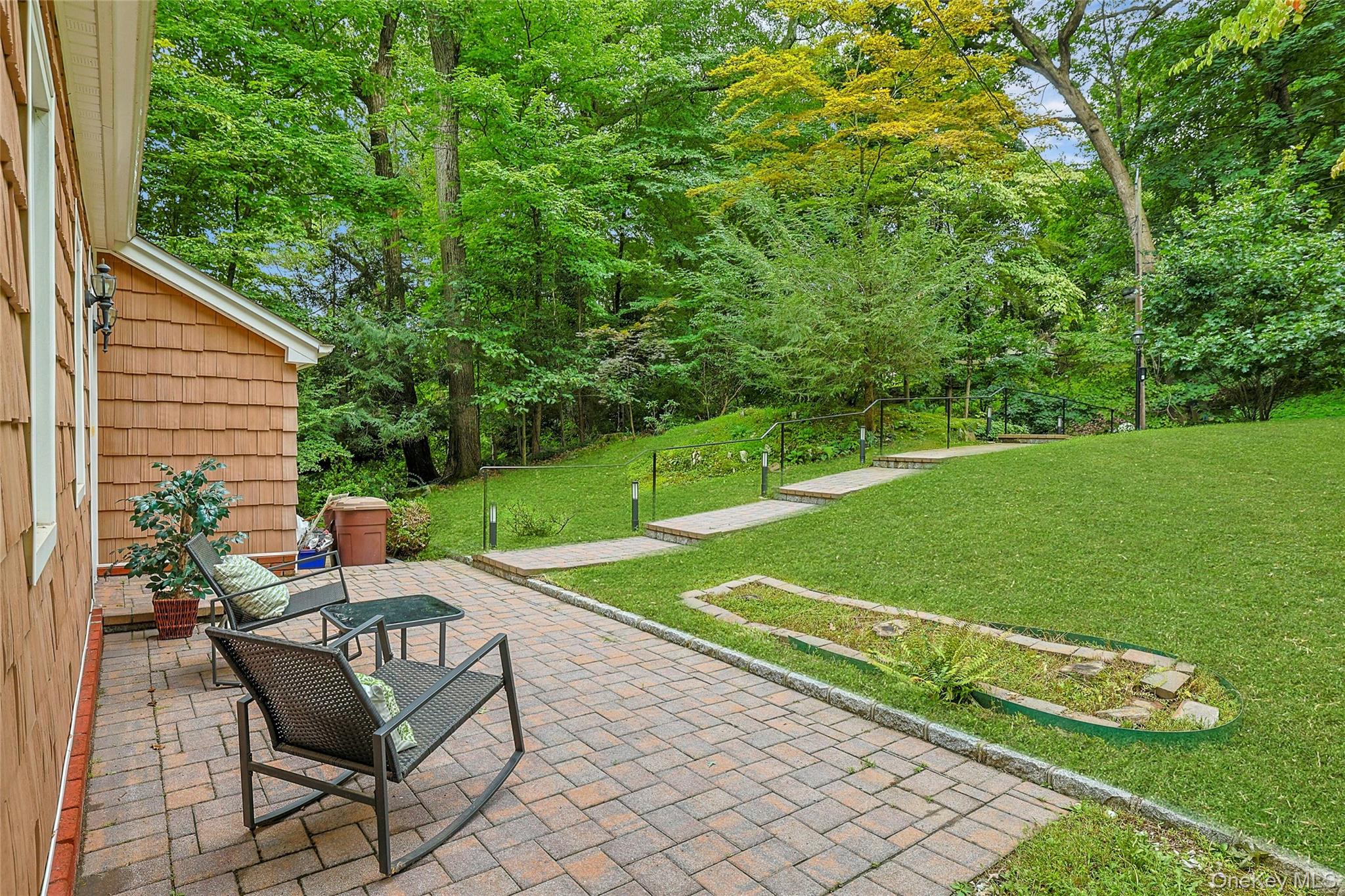 Photo 4 of this property