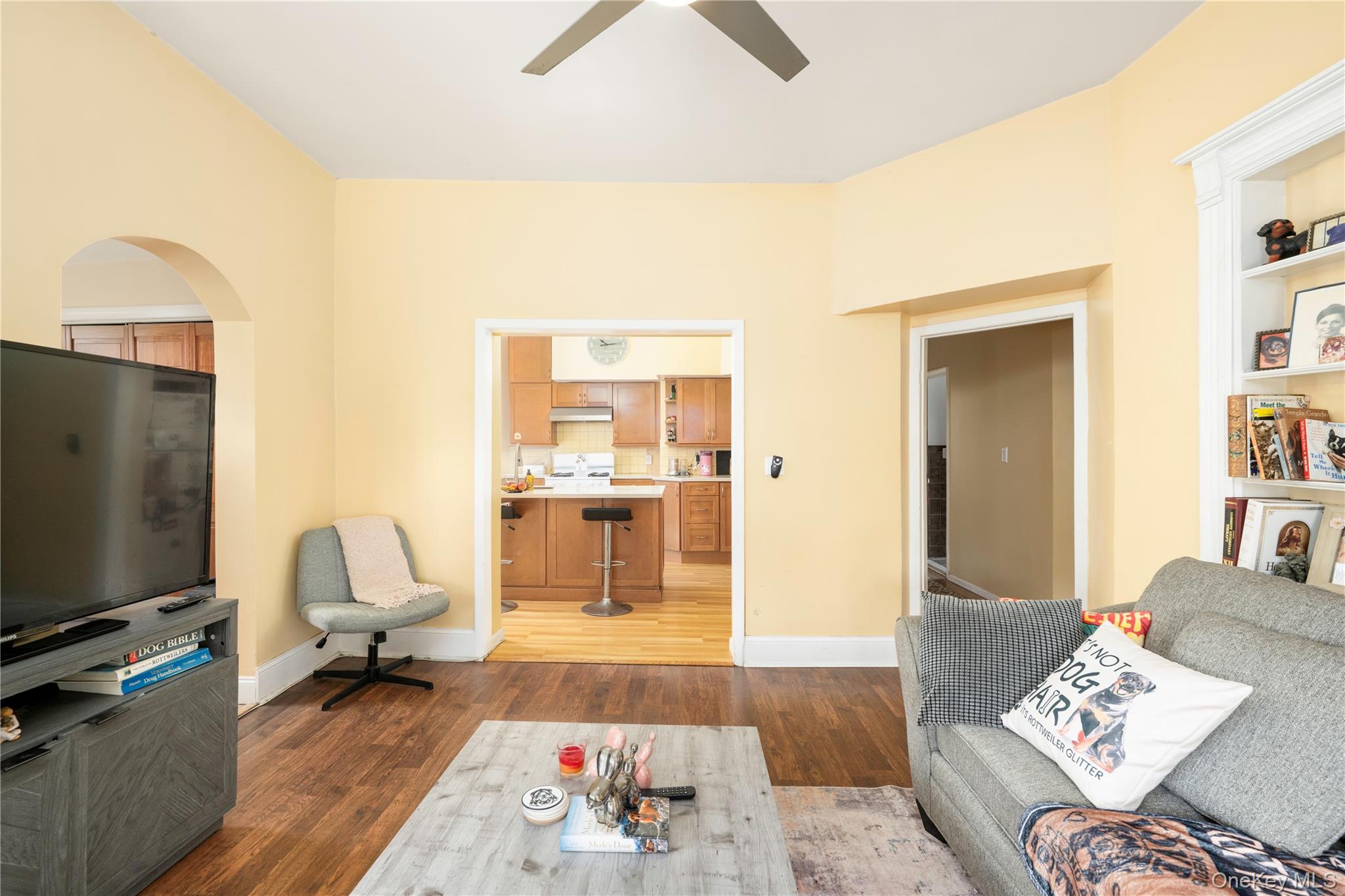 Photo 4 of this property