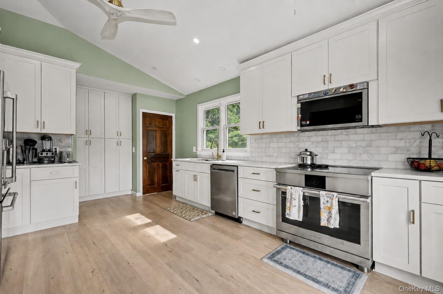 Photo 9 of this property