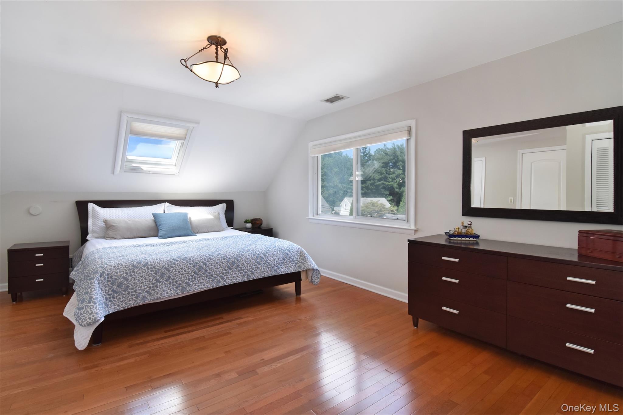 Photo 11 of this property