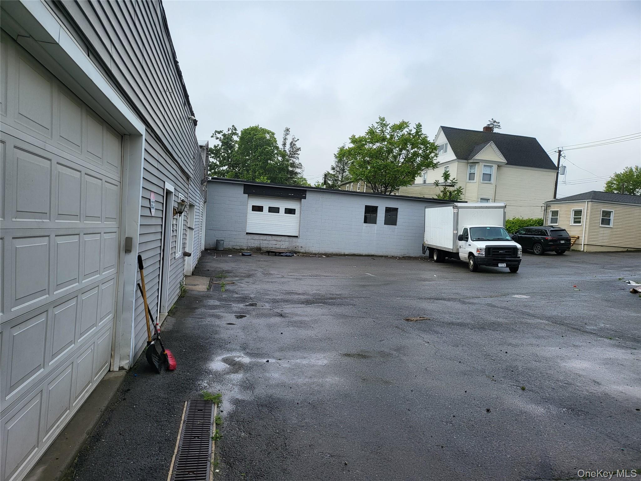 Photo 4 of this property
