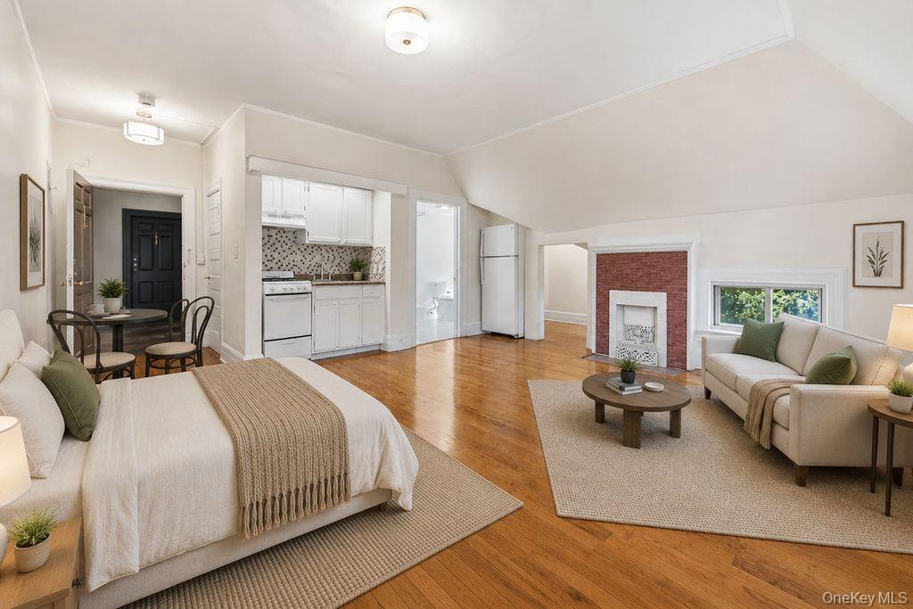 Photo 5 of this property