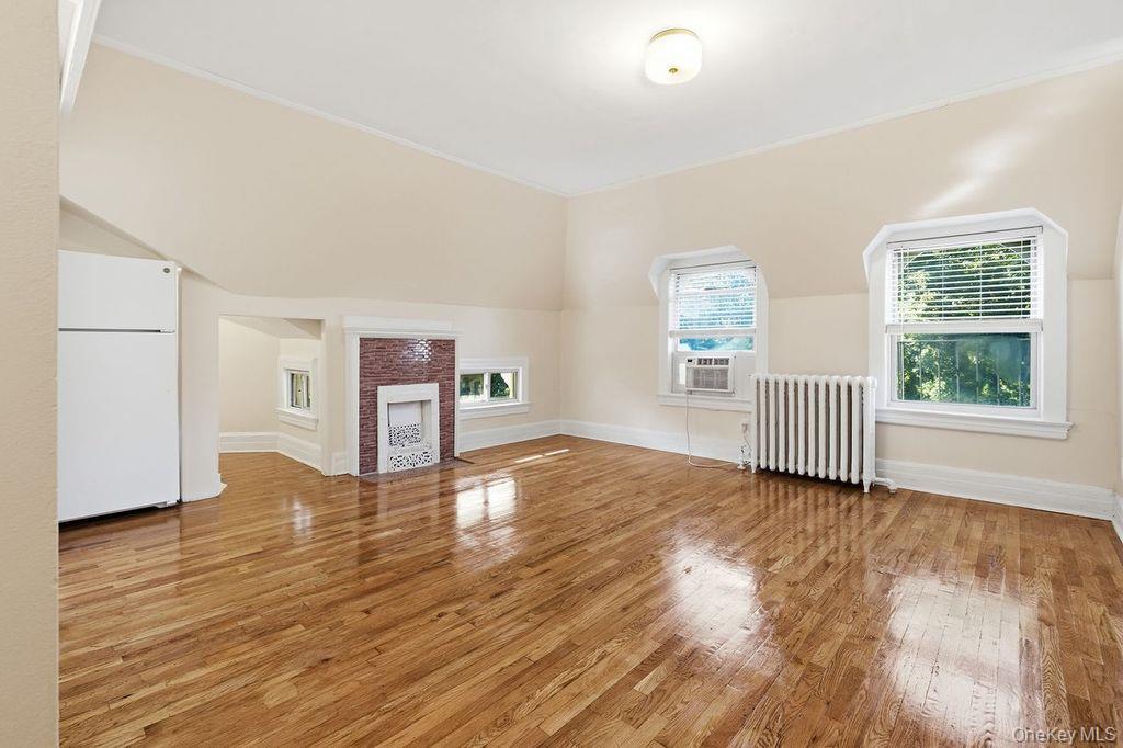 Photo 6 of this property