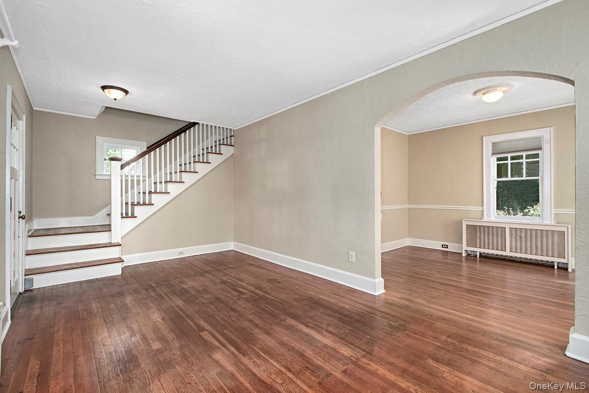 Photo 4 of this property