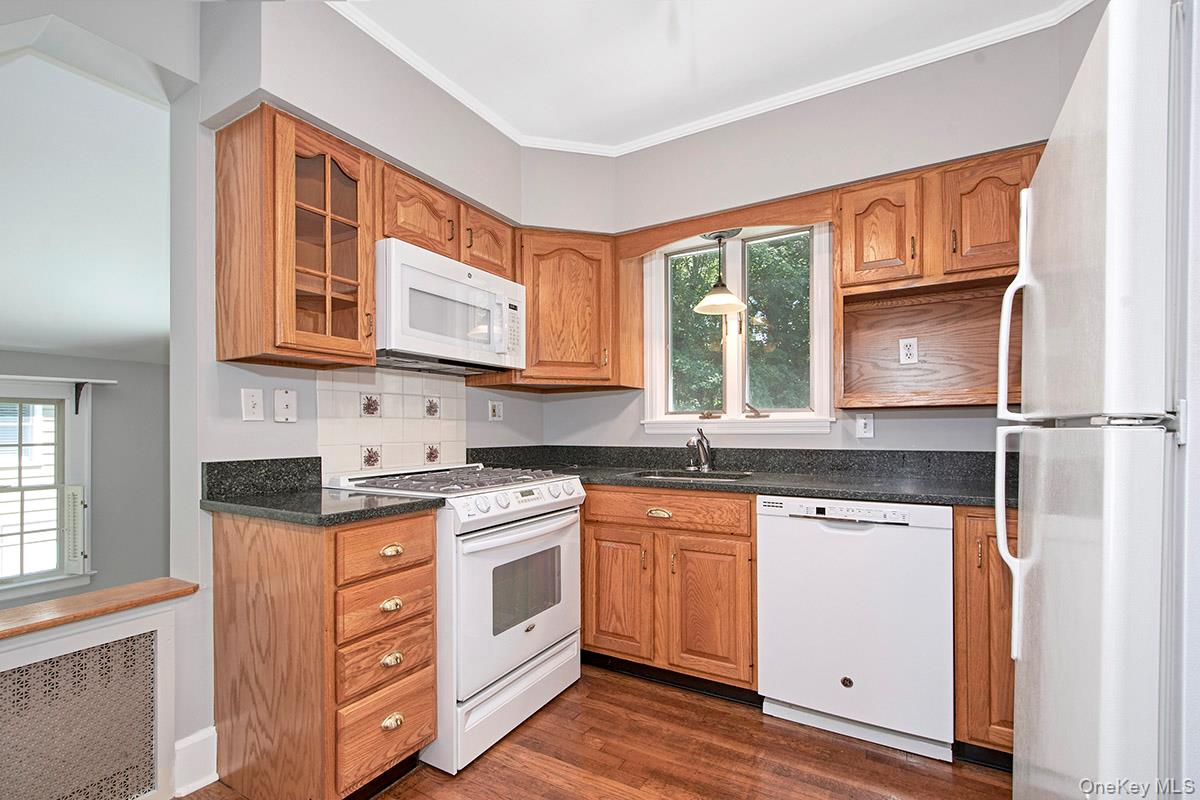 Photo 8 of this property