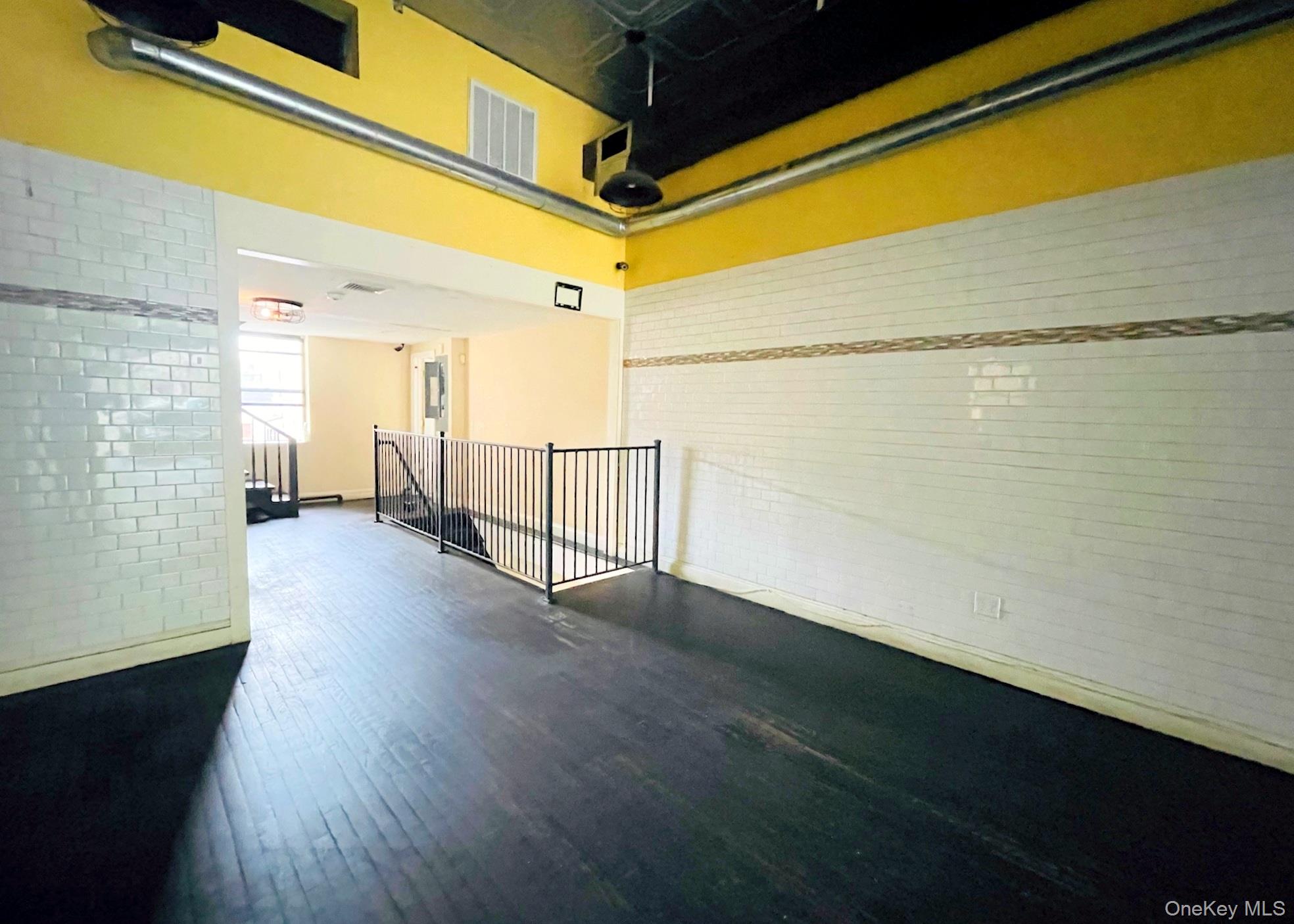 Photo 4 of this property