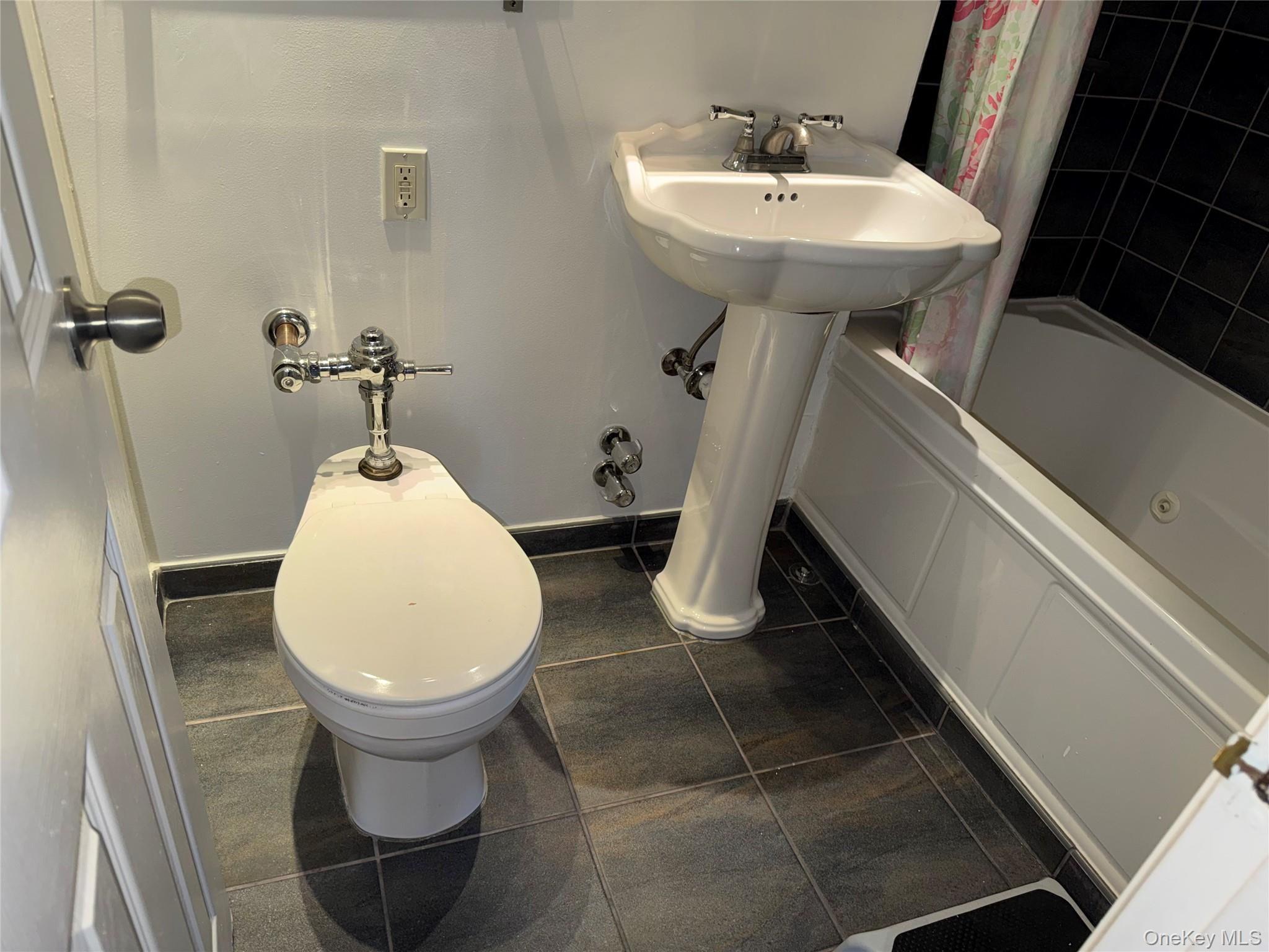 Photo 9 of this property