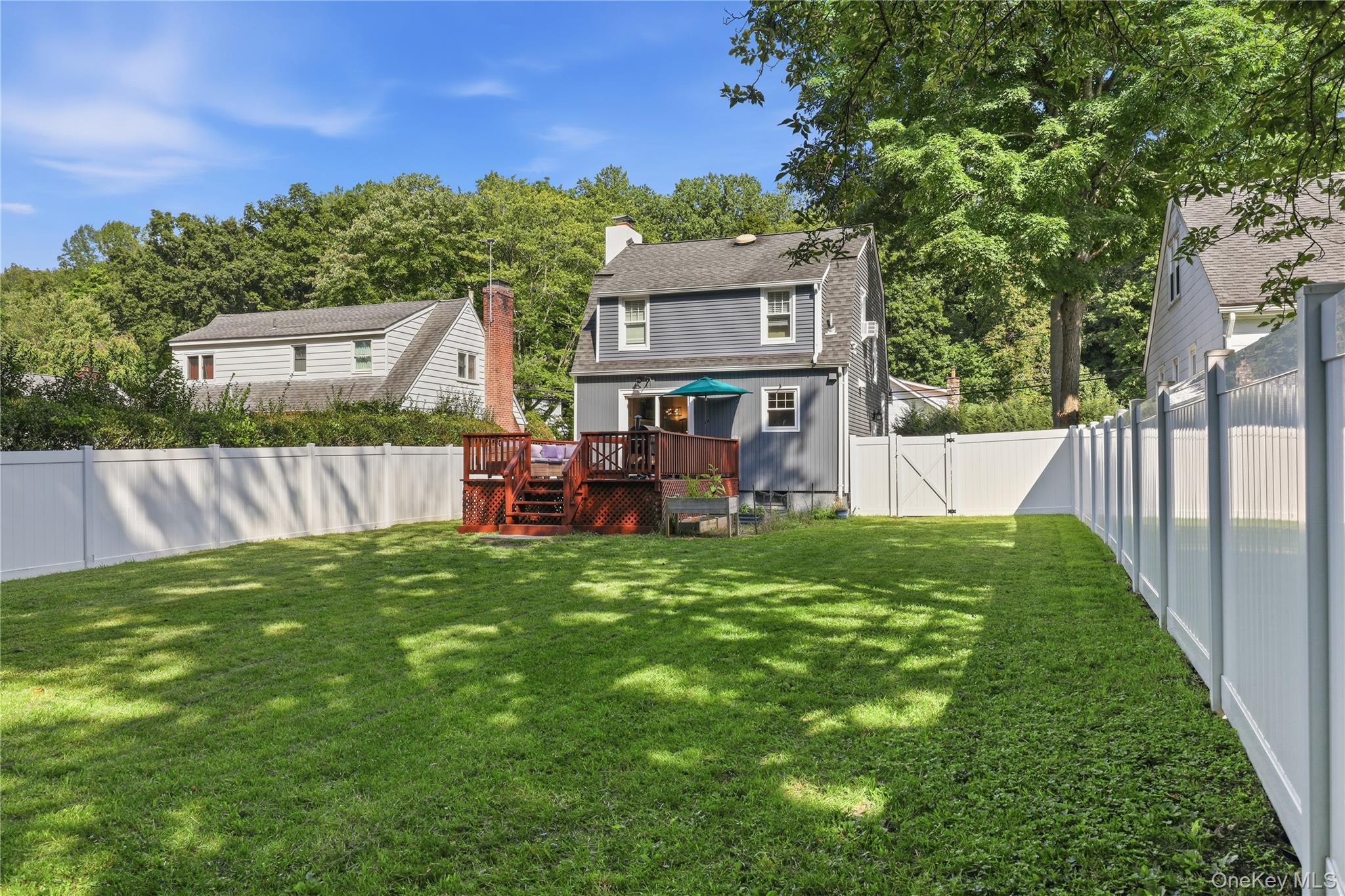 Photo 3 of this property