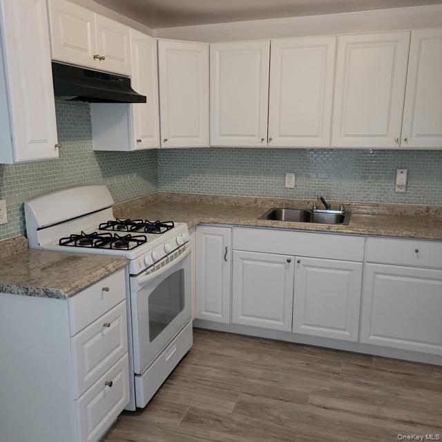 Photo 8 of this property
