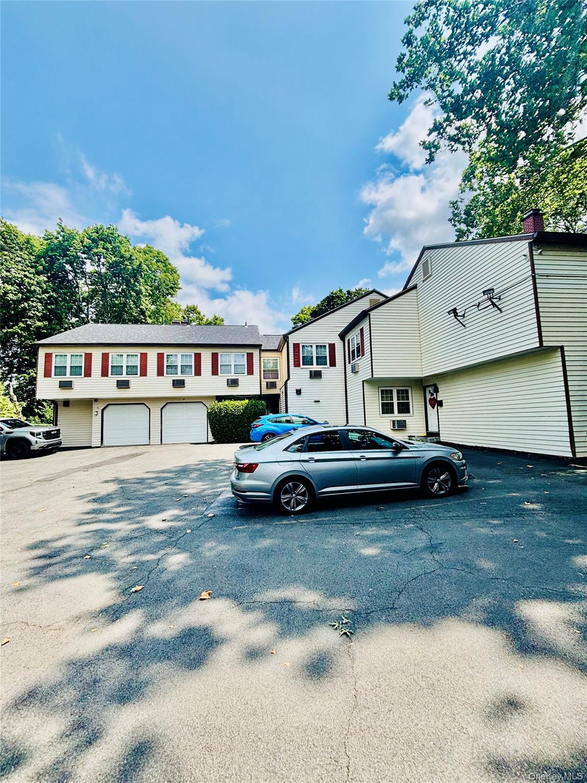 Welcome home to this bright and inviting property featuring a wonderfu...