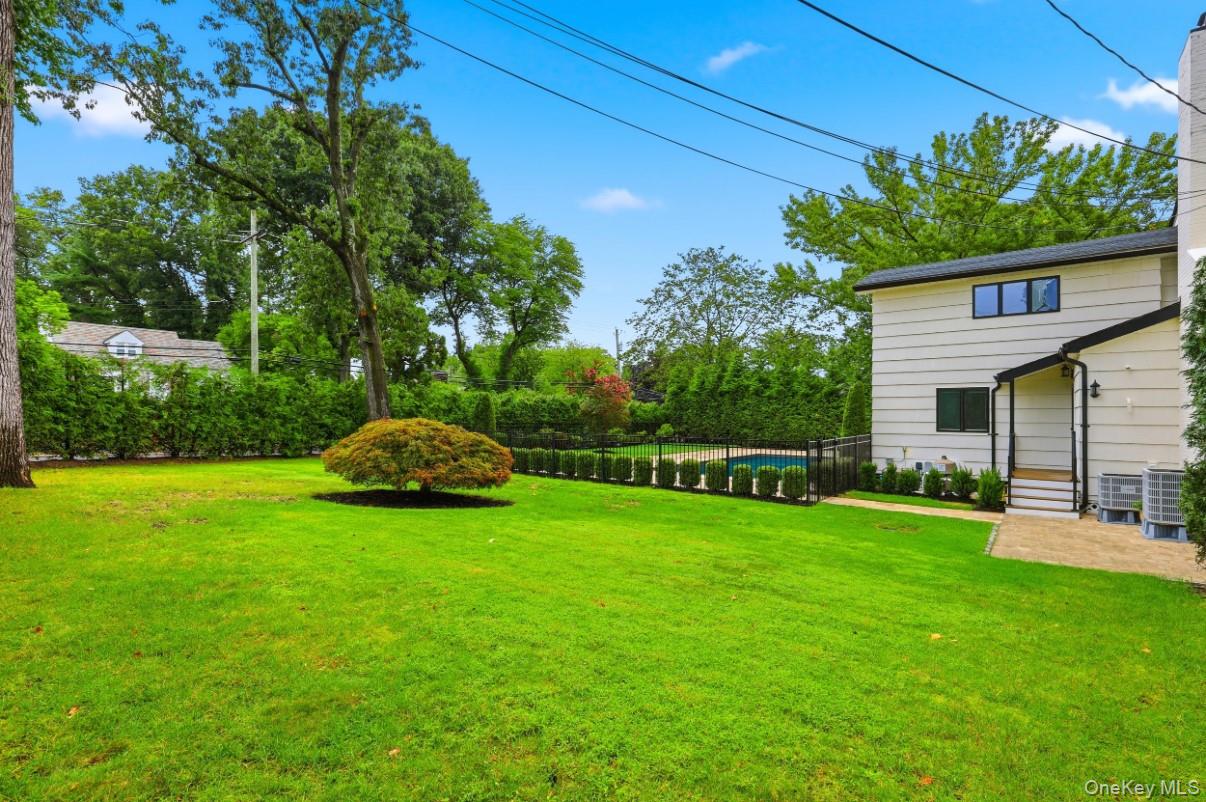 Photo 33 of this property