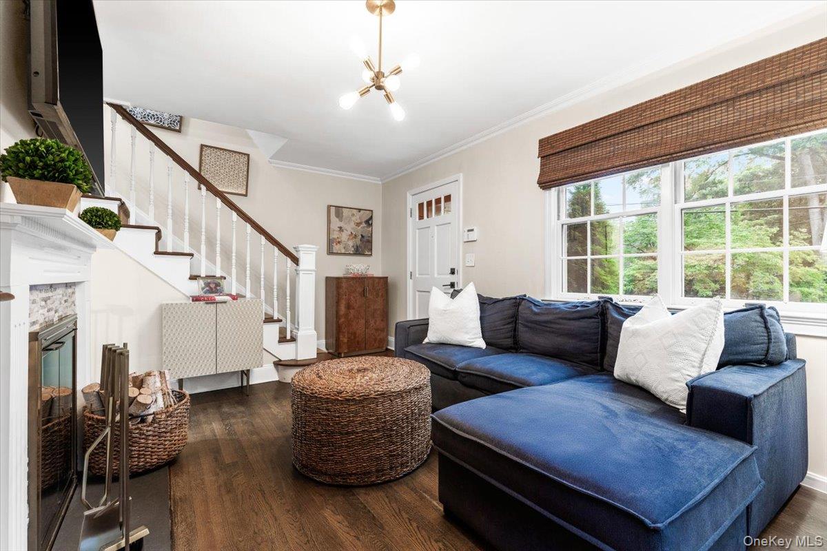 Photo 4 of this property