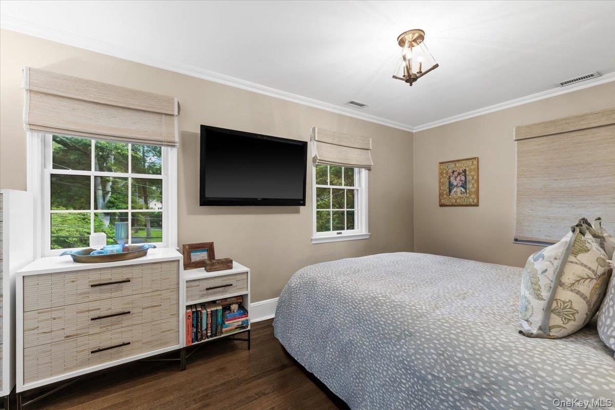 Photo 9 of this property