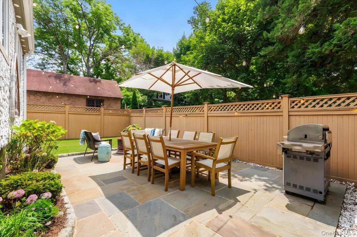 Photo 14 of this property