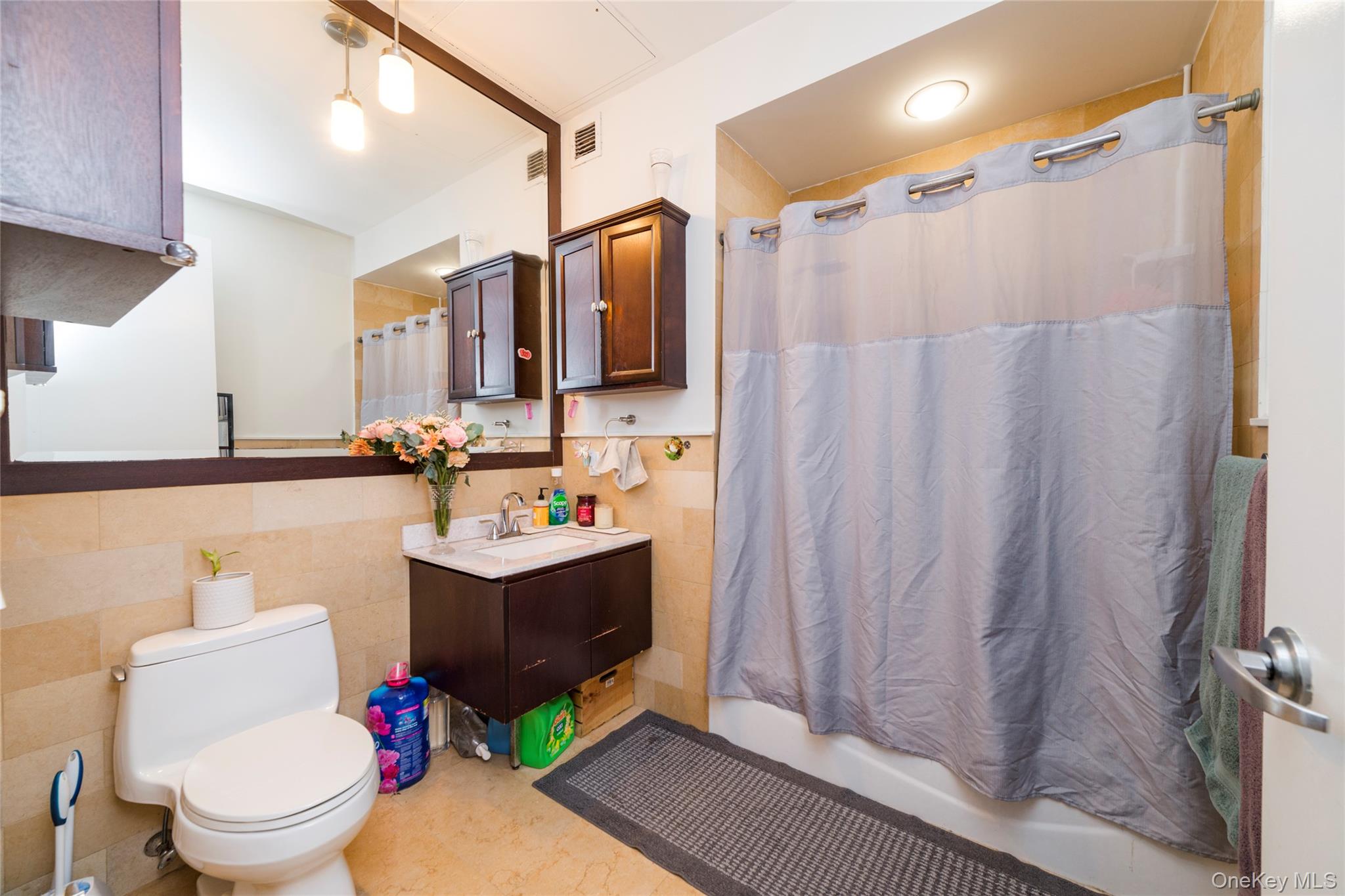 Photo 11 of this property