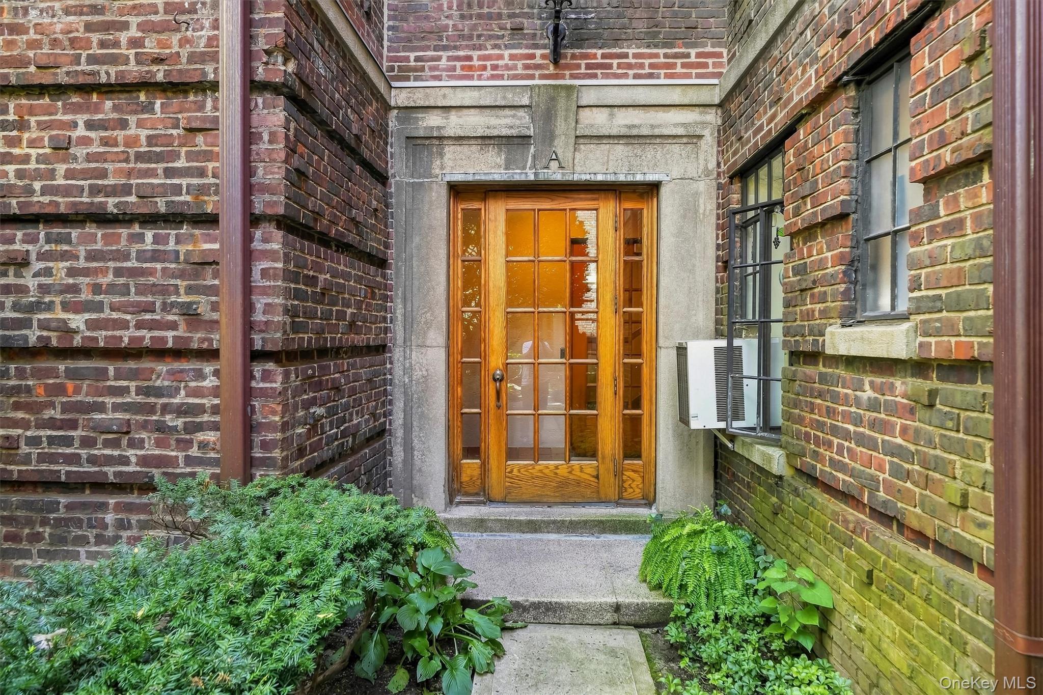 Photo 4 of this property