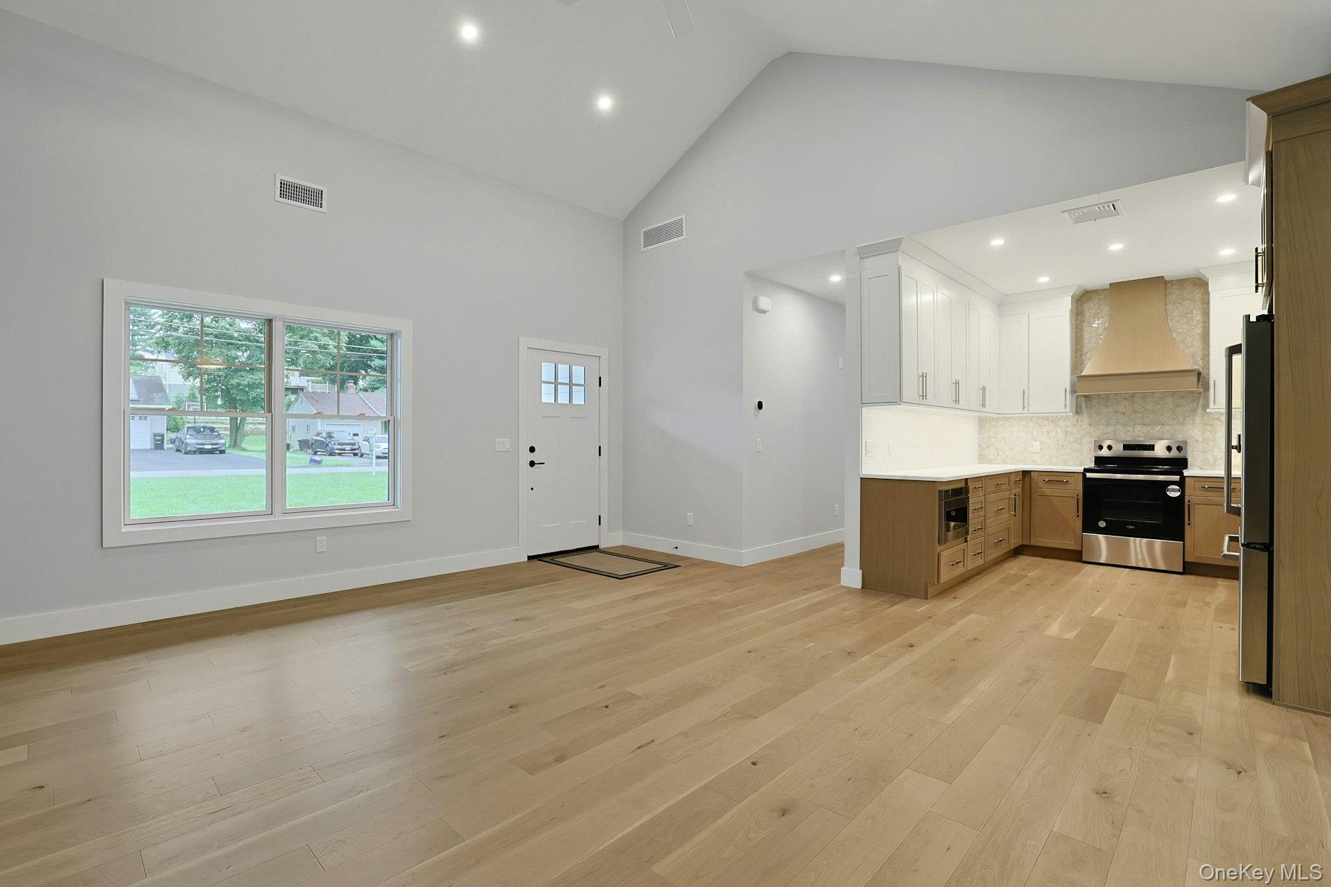 Photo 9 of this property