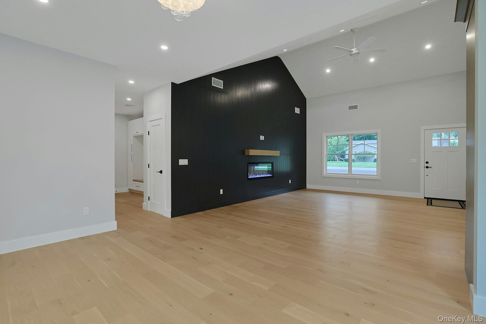 Photo 6 of this property