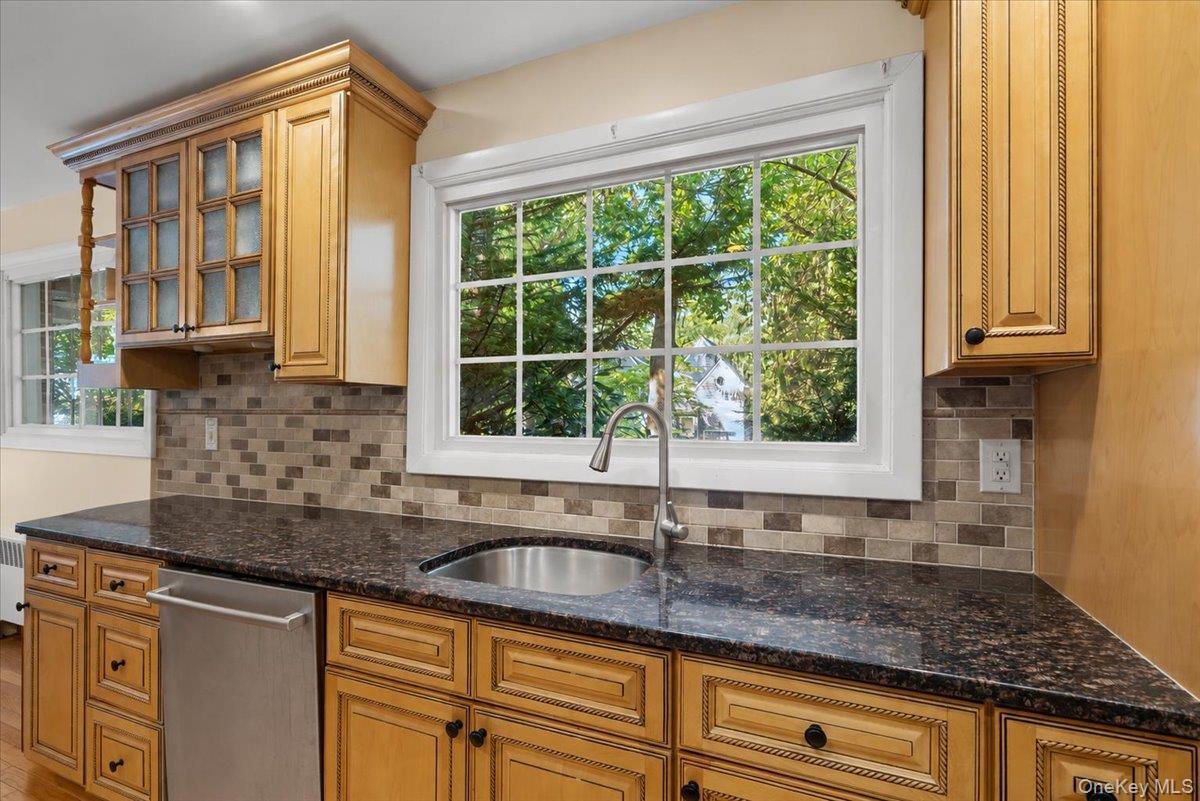 Photo 4 of this property