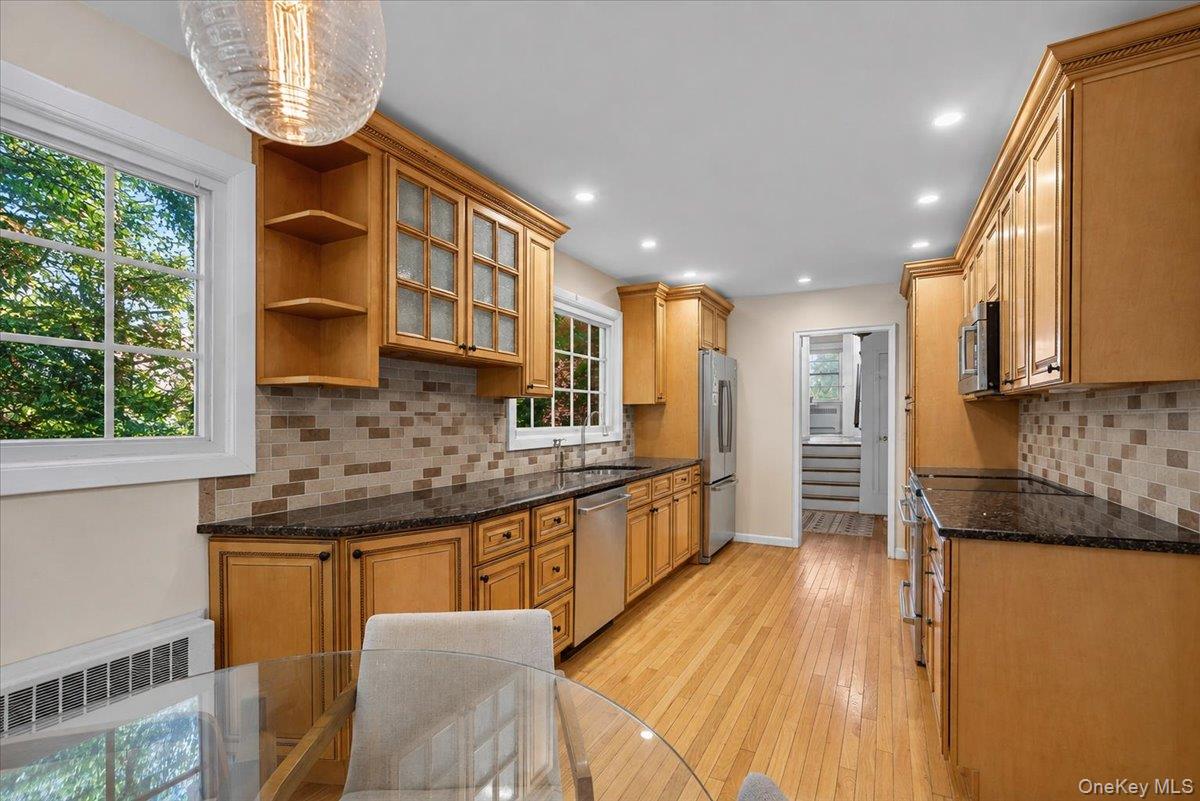 Photo 6 of this property